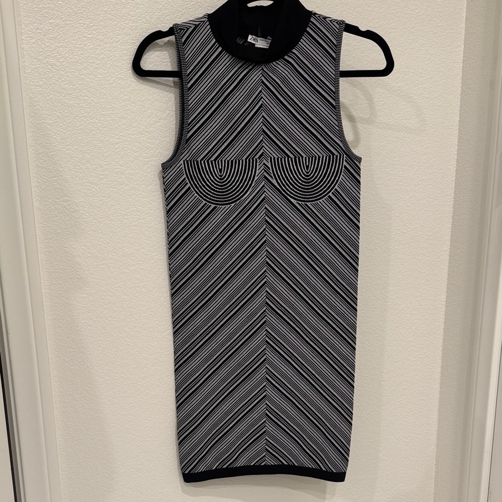 Zara Monochrome Geometric Sleeveless Dress